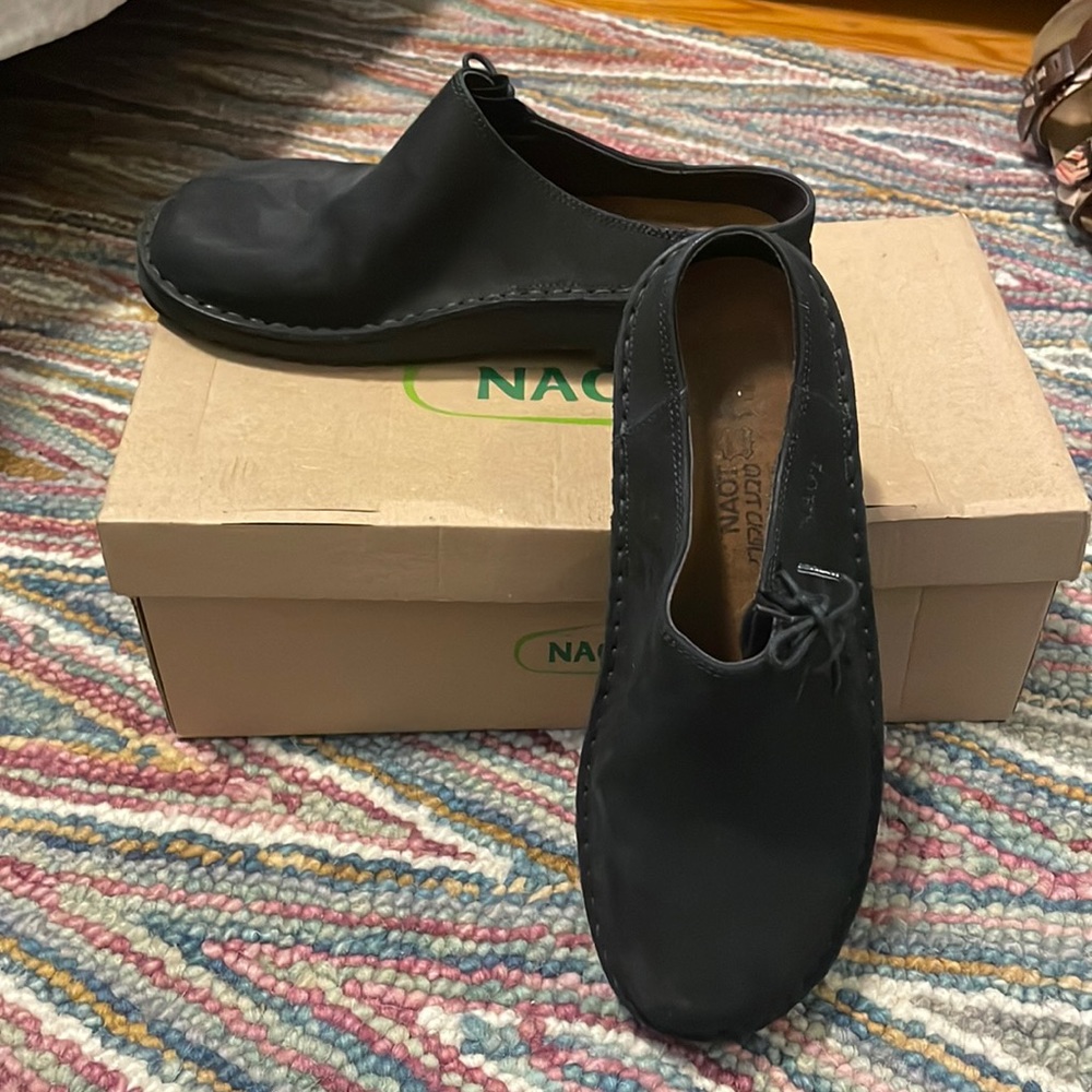 Naot clog/slide/mule shoes, size 39/8-8.5. Like NEW!